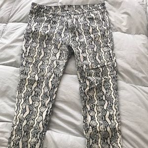Snakeprint jeans with stretch